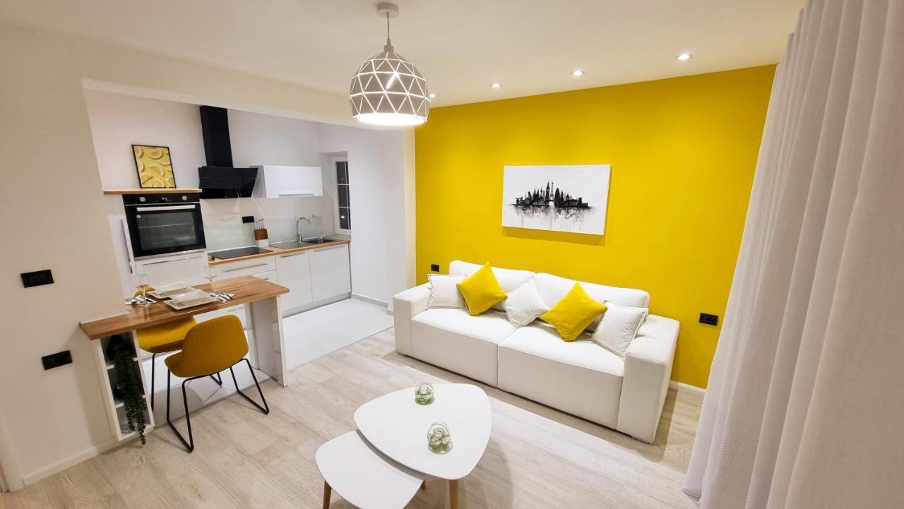 'The Yellow' Condo Berat Ngoại thất bức ảnh