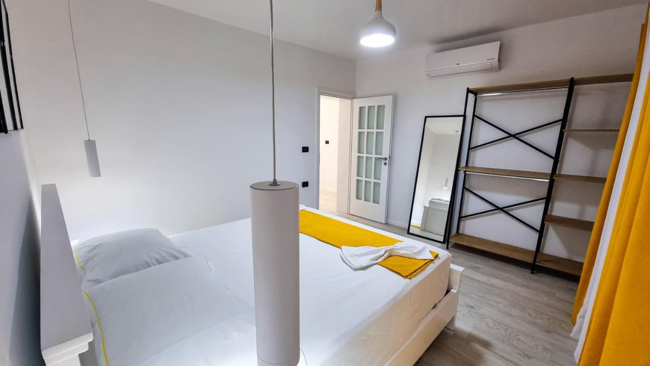 'The Yellow' Condo Berat Ngoại thất bức ảnh