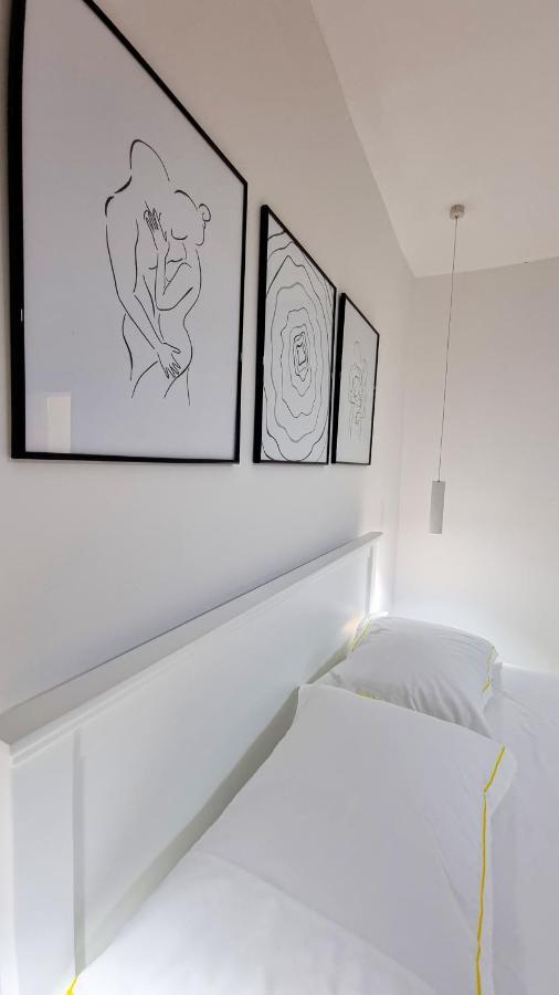 'The Yellow' Condo Berat Ngoại thất bức ảnh